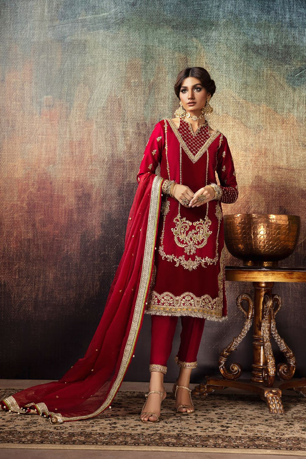 Erum Khan | Begham Jaan Bridal Formals | MALA