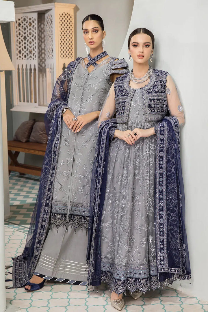 Alizeh | Formals Collection | Aks - Waniyas