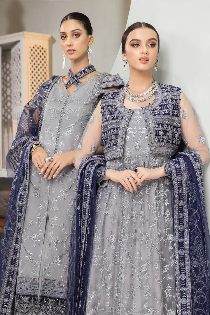 Alizeh | Formals Collection | Aks - Waniyas