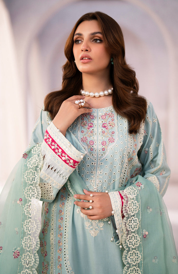 Emaan Adeel | Melisa Luxury Formals | BRIE - Waniyas