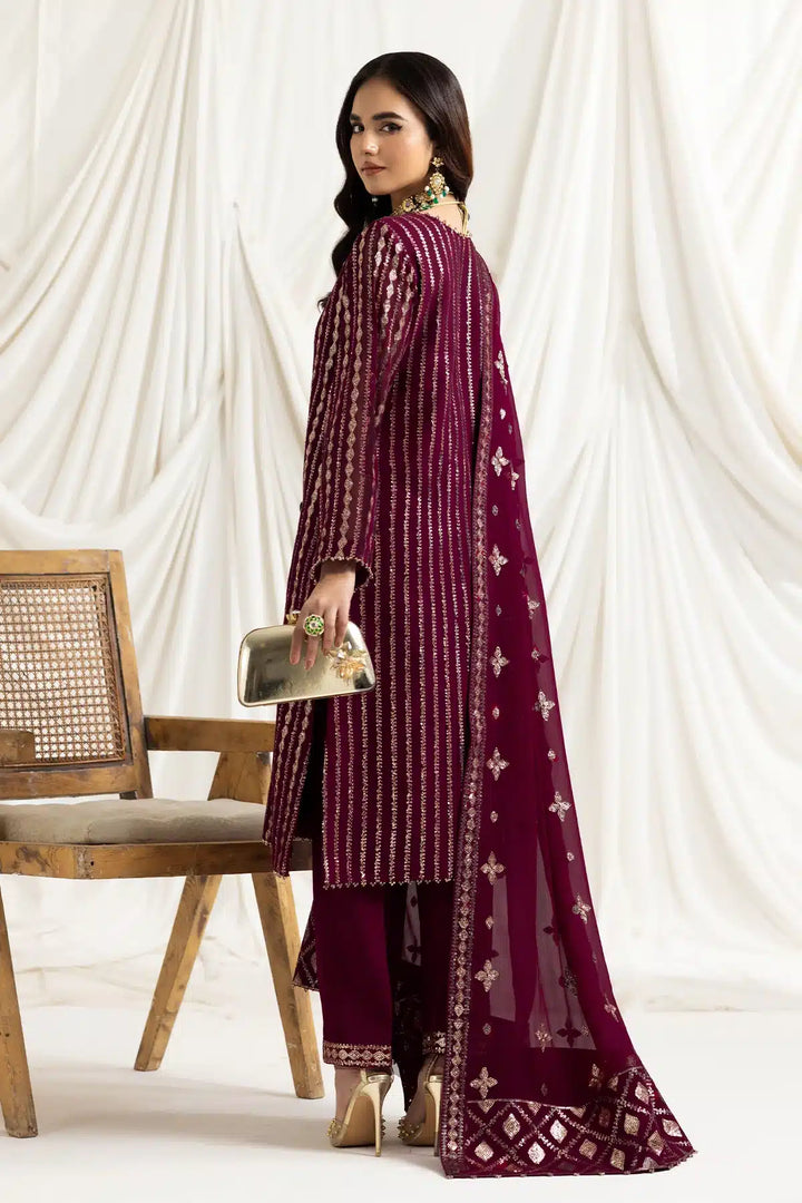 Alizeh | Dua Formals 23 | DUA-V02D03A-AYSAL(MAGENTA) - Waniyas