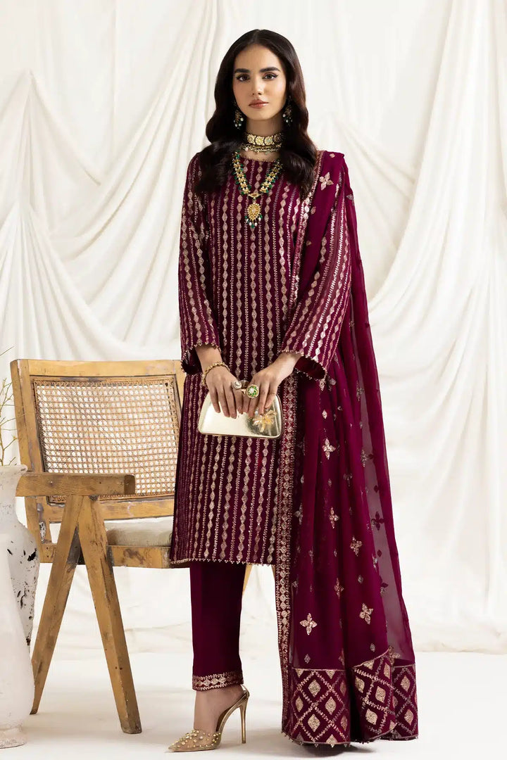 Alizeh | Dua Formals 23 | DUA-V02D03A-AYSAL(MAGENTA) - Waniyas