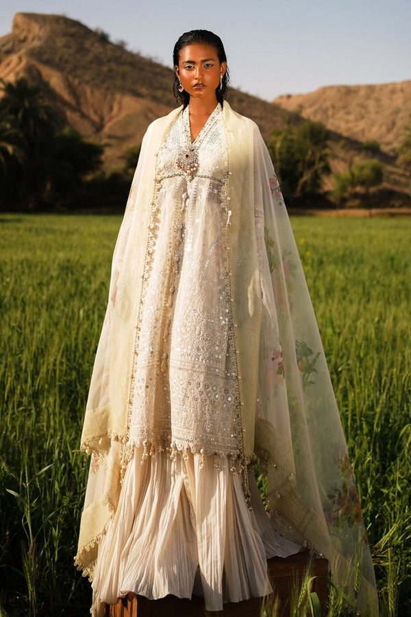 Sana Safinaz | Luxury Lawn Collection | 005A - Waniyas