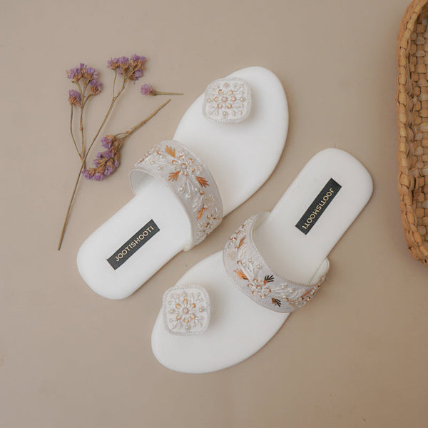 Chameli White Slides - Waniyas